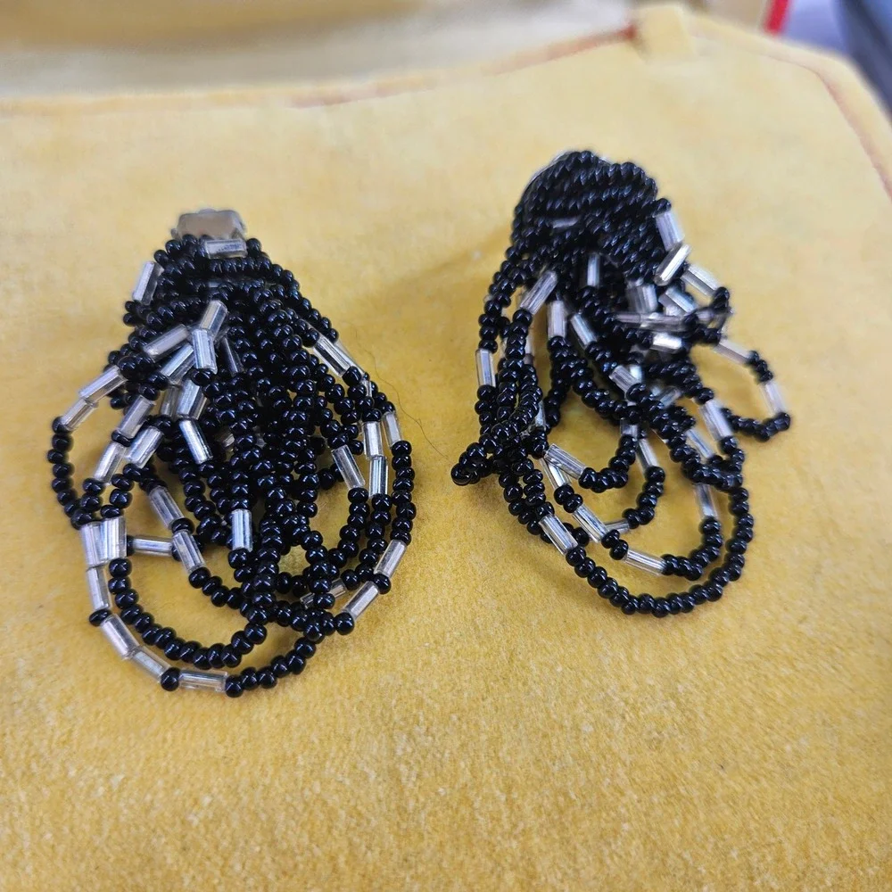 Vintage Black Silver Seed Bead‎ Waterfall Tassel Cluster Clip On Earrings 2